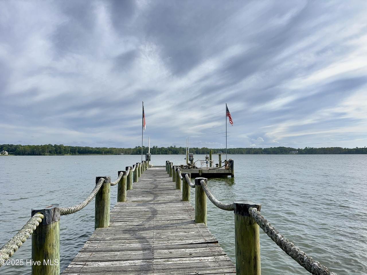 https://bt-photos.global.ssl.fastly.net/ncreg/1280_boomver_1_100526508-2.jpg