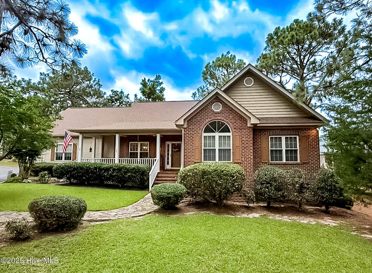 2 Troy Court - Photo 1