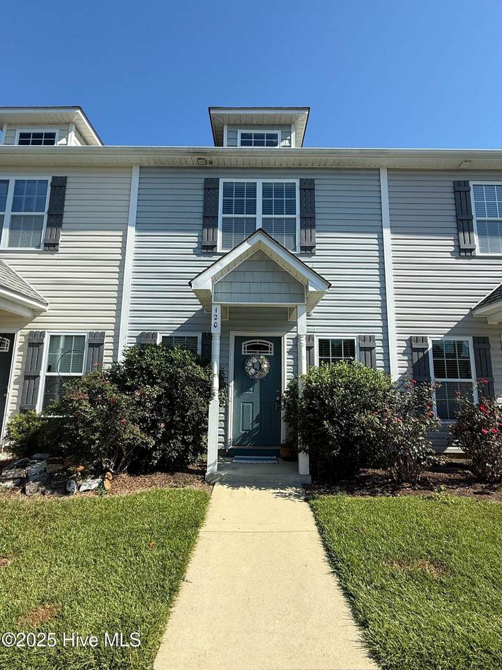 120 Parrott Landing Drive - Photo 1