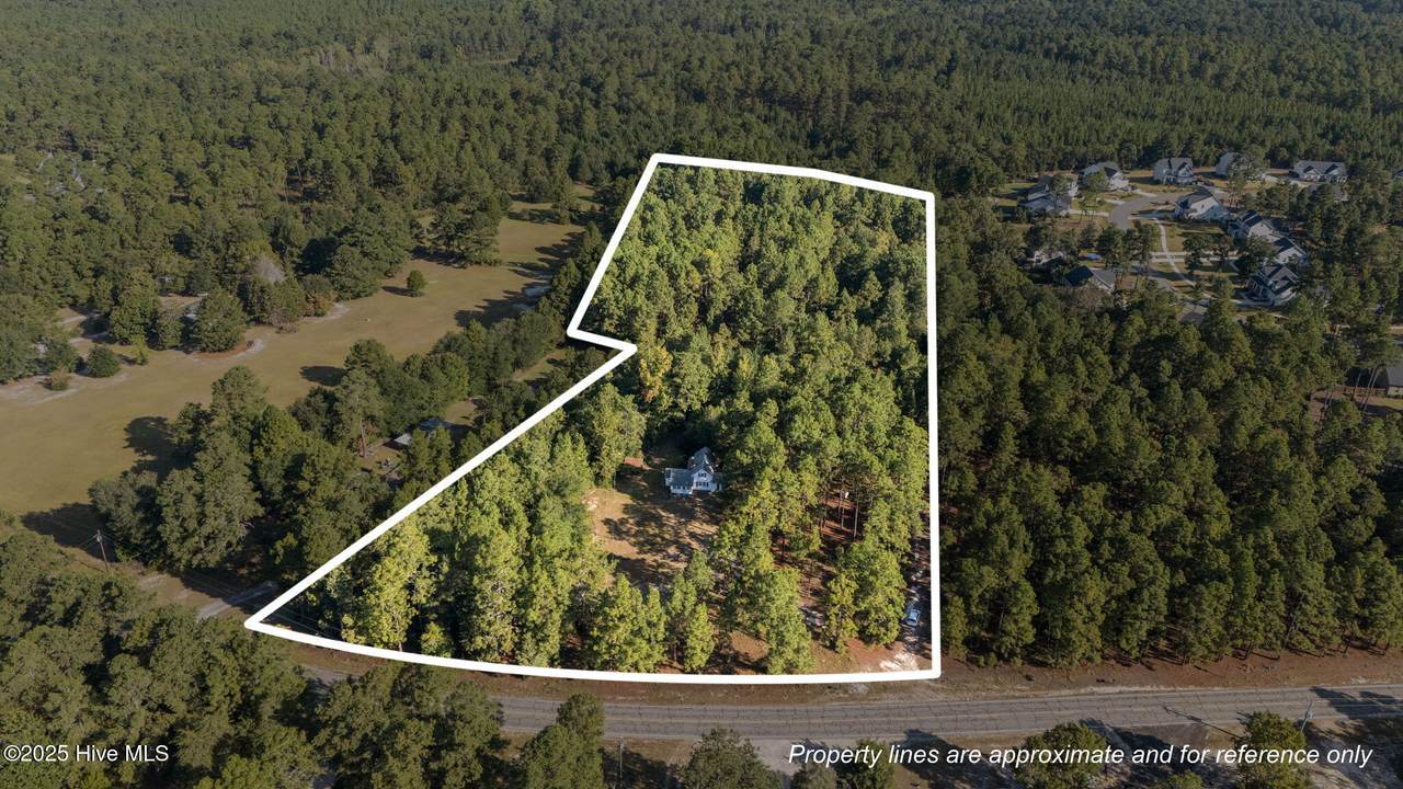376 Foxfire Road - Photo 1