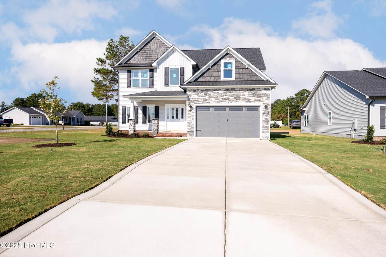 101 Sunny Acres Lane - Photo 1