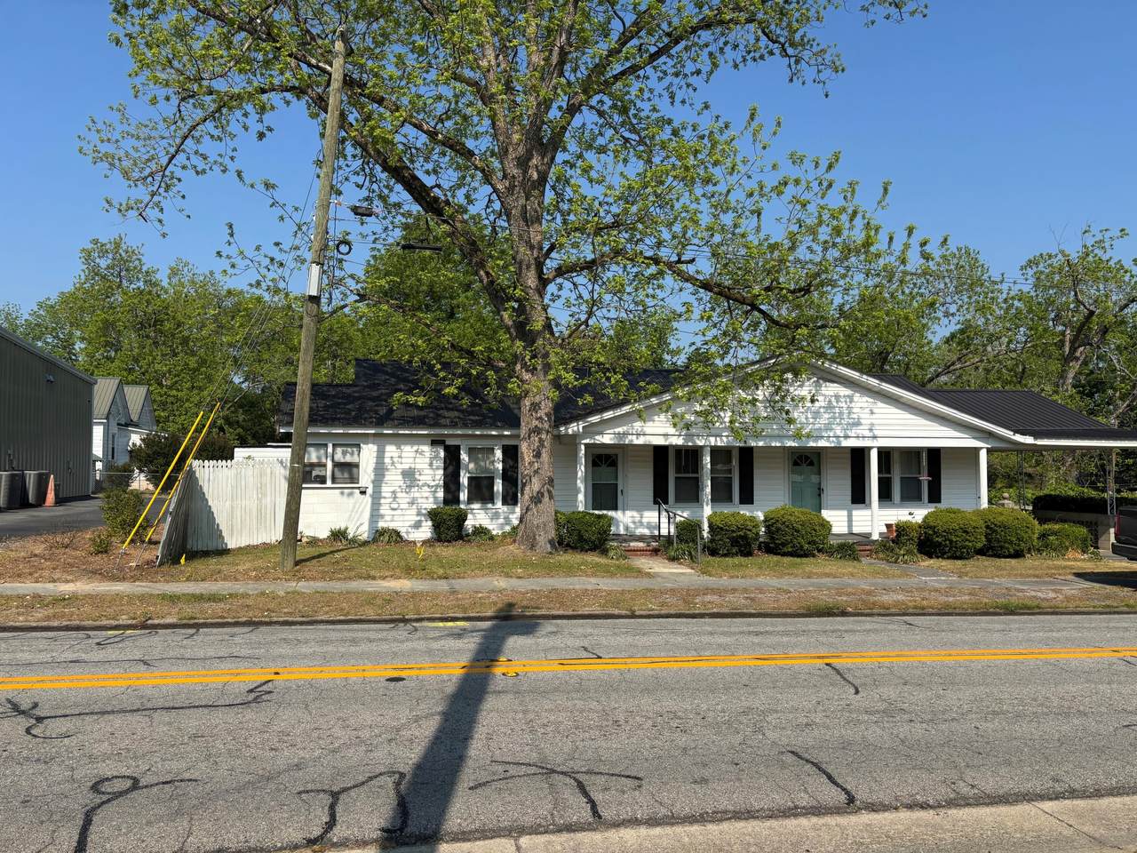 81 Warren - Photo 1