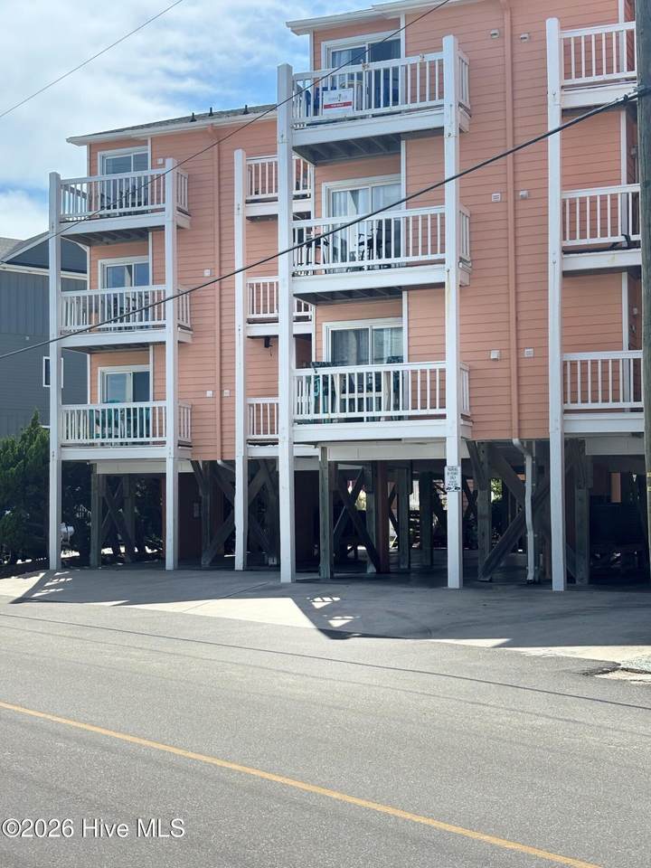 1615 Carolina Beach Avenue - Photo 1