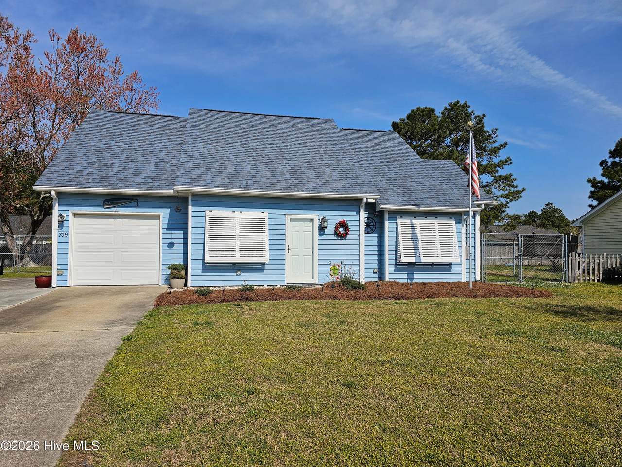 709 Windy Trail - Photo 1