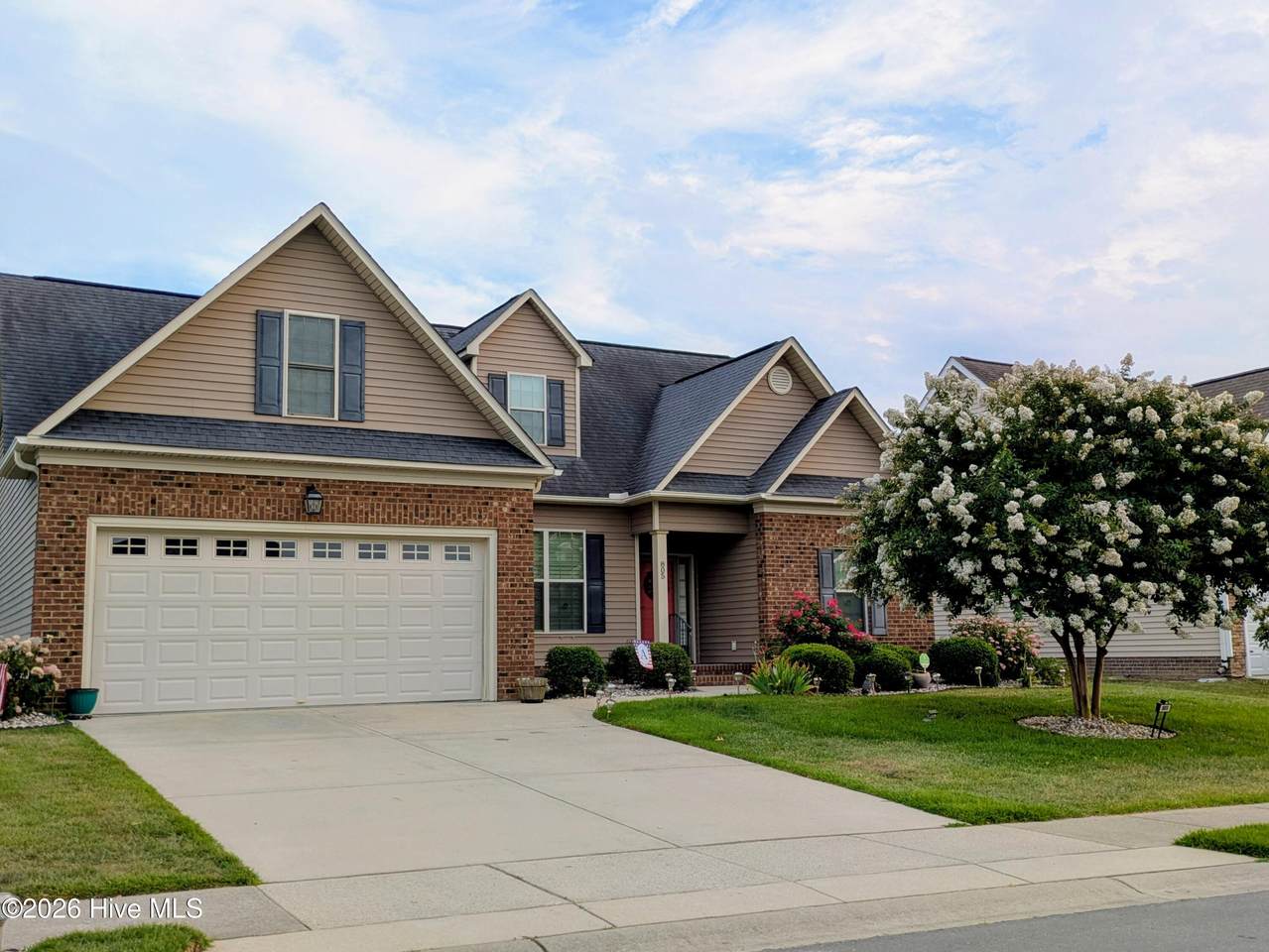 805 Megan Drive - Photo 1