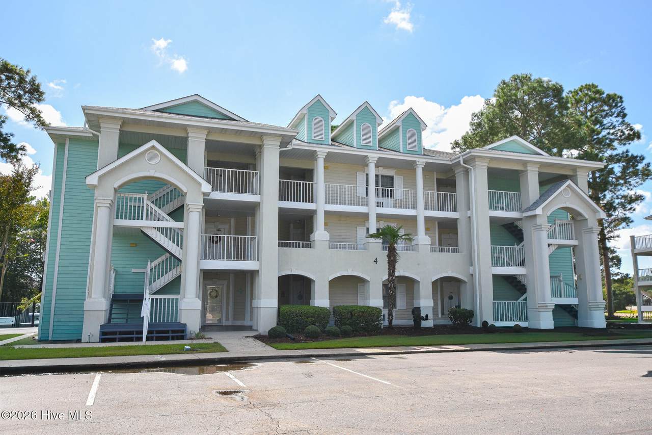 330 Middleton Drive - Photo 1