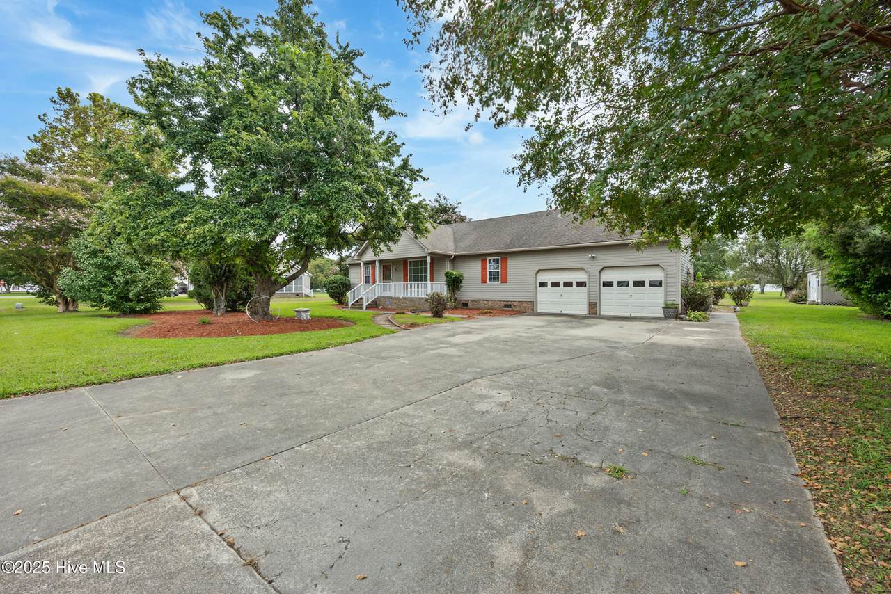 102 Rachel Drive - Photo 1