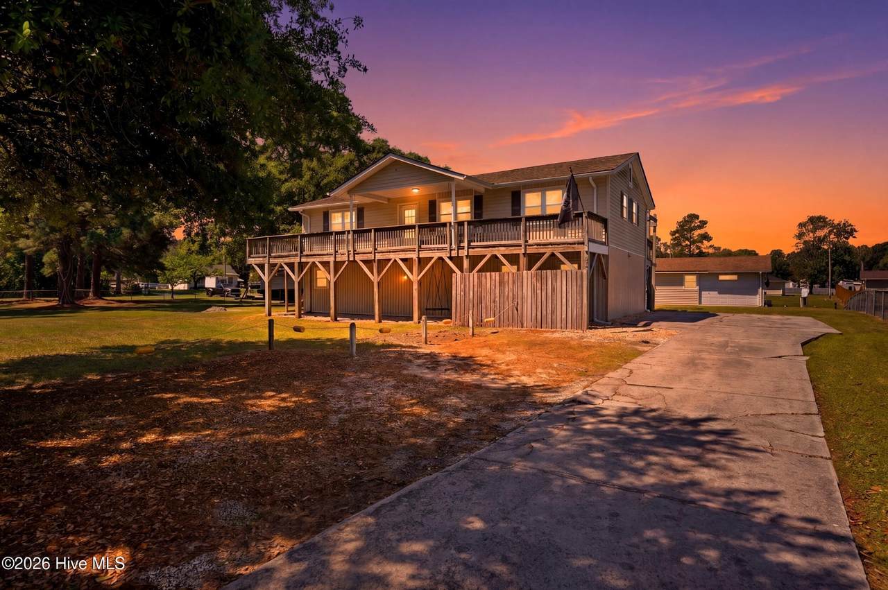 109 Gull Drive - Photo 1