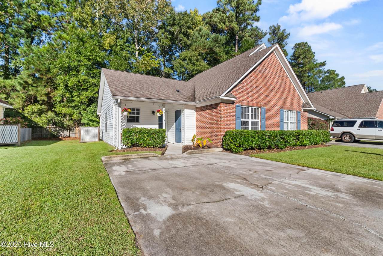 325 Saint Rosea Drive - Photo 1