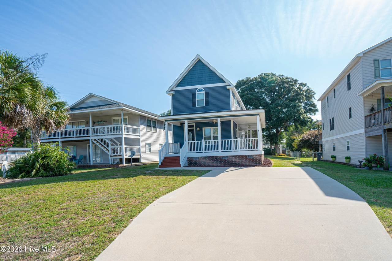 2804 Eleanor Street - Photo 1
