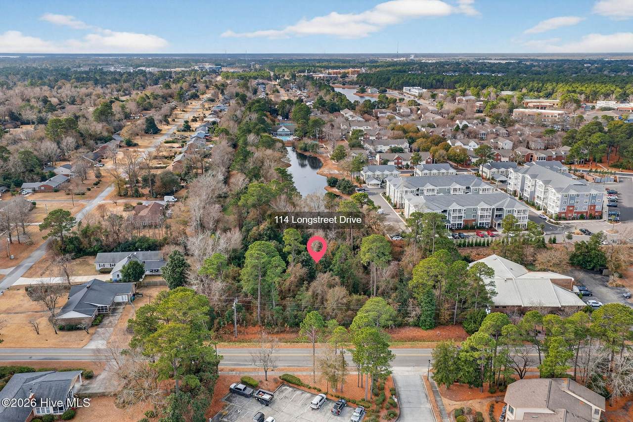 114 Longstreet Drive - Photo 1