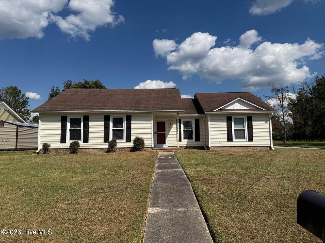 200 Sugarwood Court - Photo 1