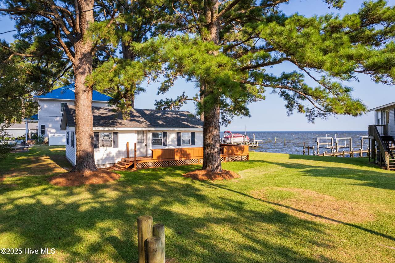 156 Long Beach Drive - Photo 1