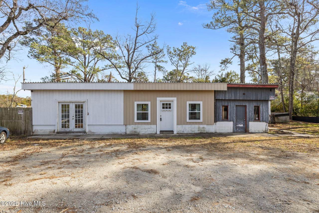 2622 U.S. 70 - Photo 1