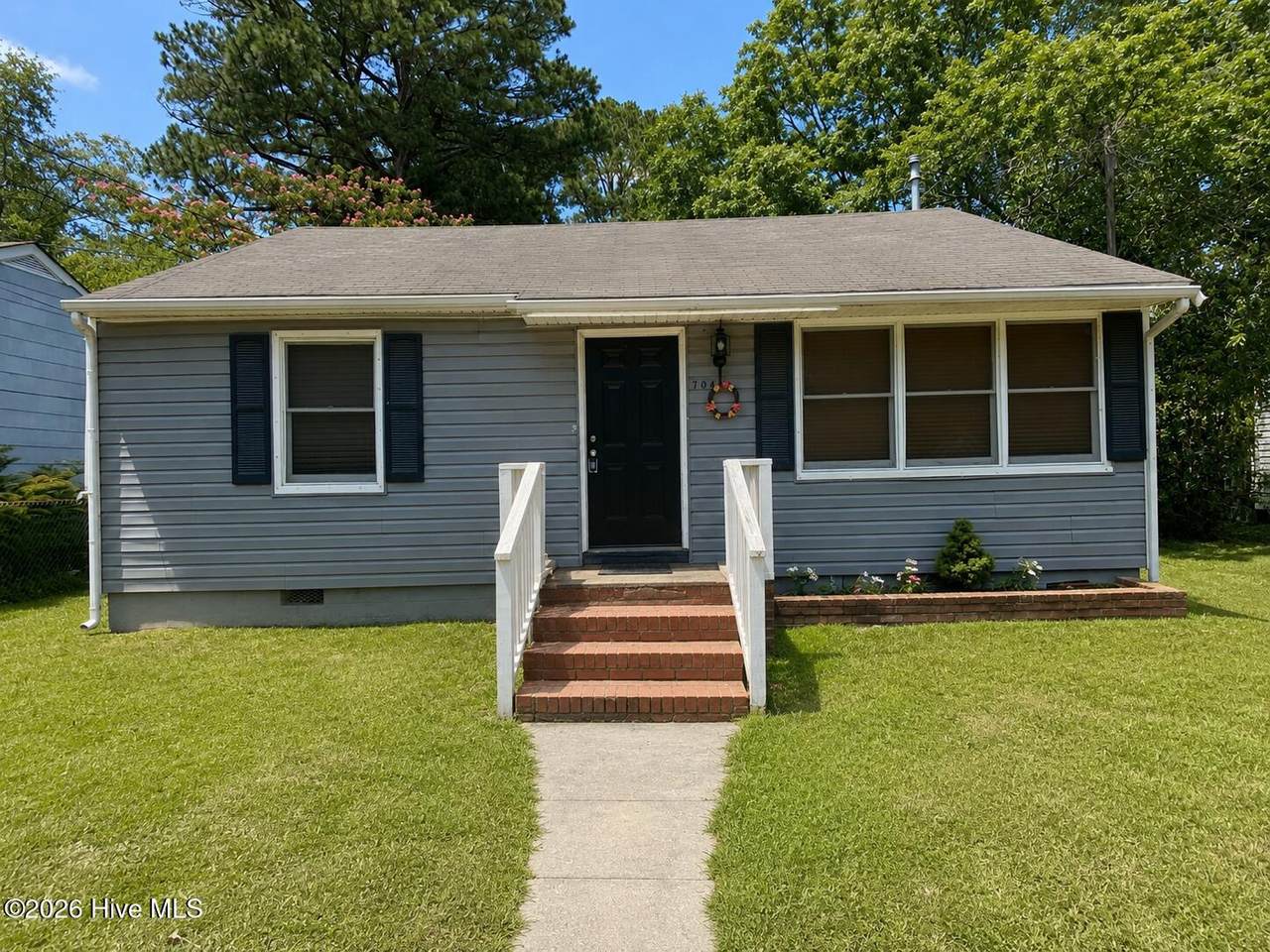 704 Dixon Street - Photo 1