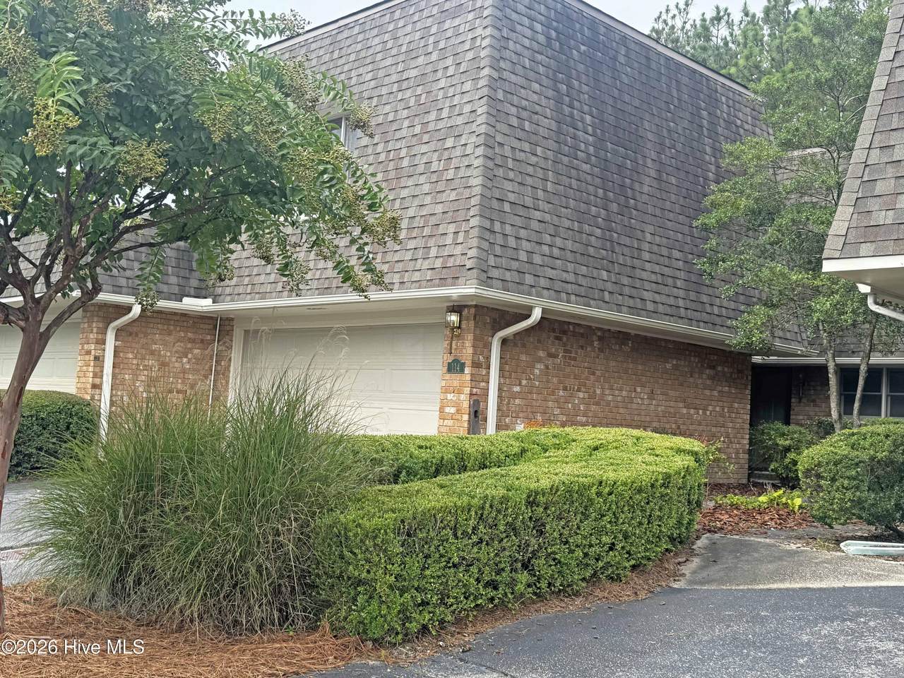 114 Wimbledon Drive - Photo 1