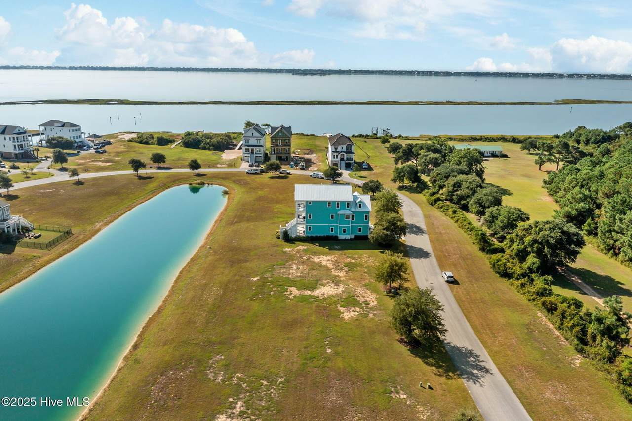 335 Kensington Place - Photo 1