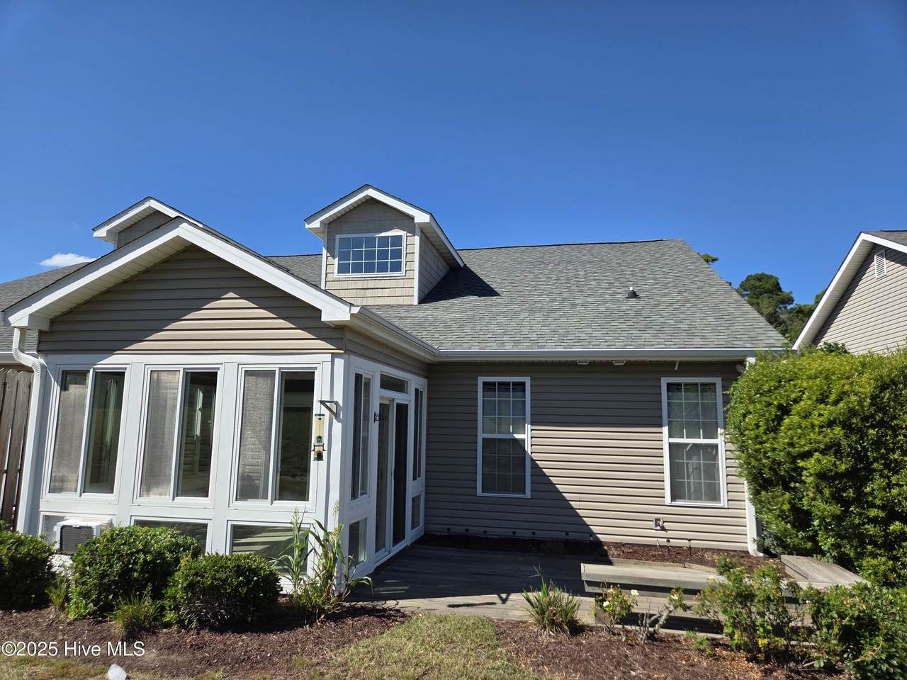 521 Village Green Drive - Photo 1