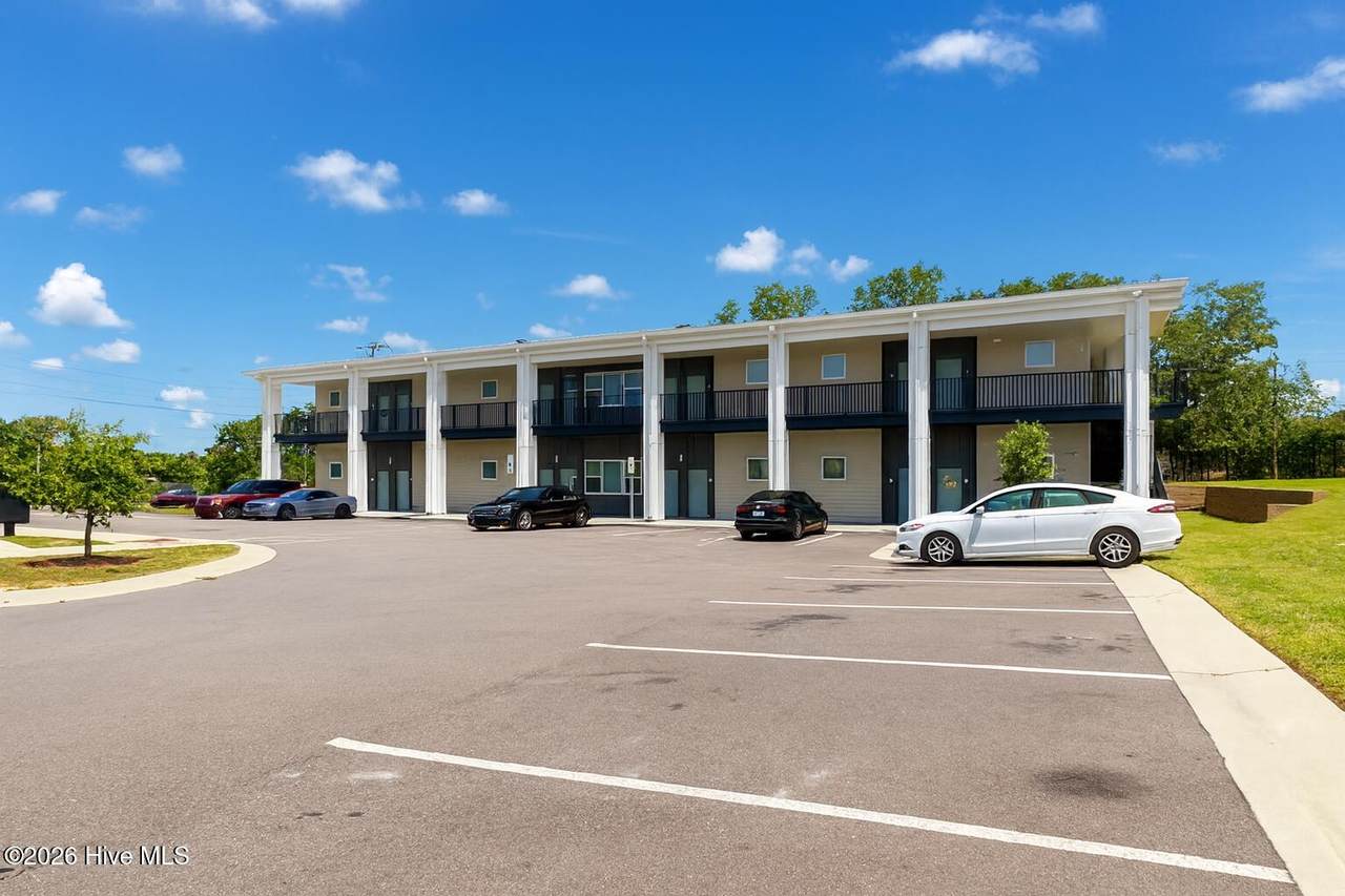 911 2nd Street - Photo 1