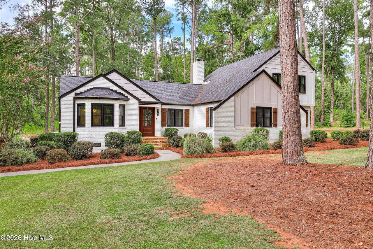 4768 Woodbridge Drive - Photo 1