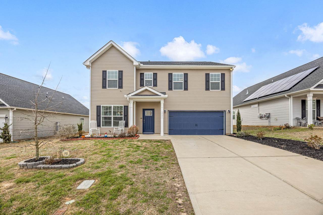 1097 Sapphire Drive - Photo 1