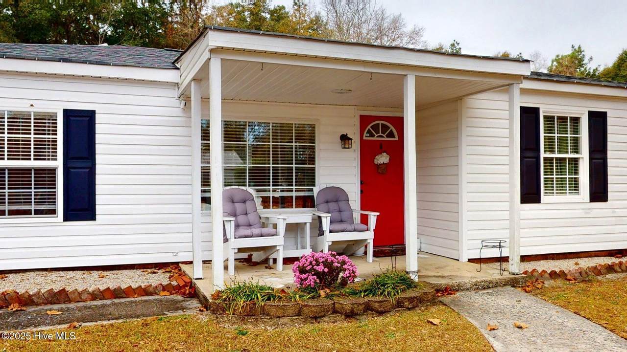 276 Edgewood Terrace Drive - Photo 1