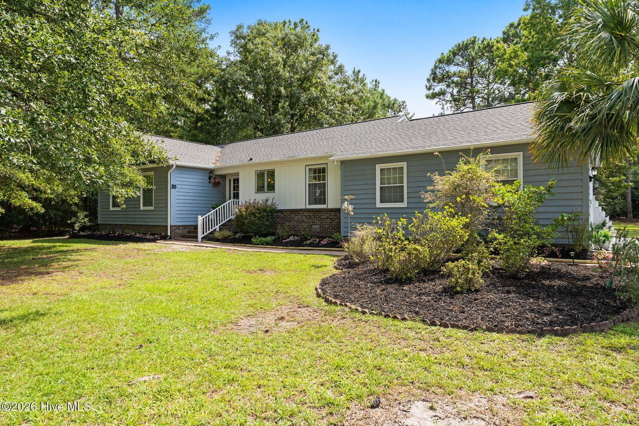 20 Sandtrap Drive - Photo 1