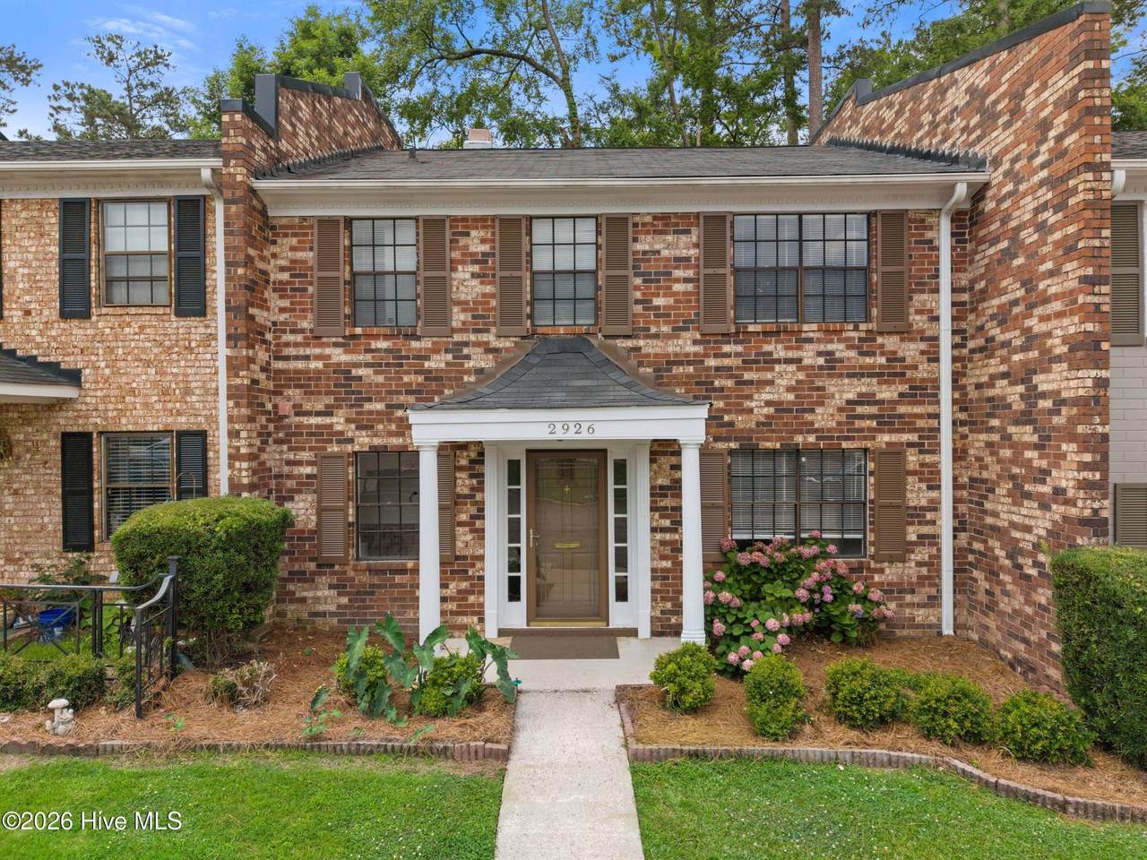 2926 Arrowhead Drive - Photo 1
