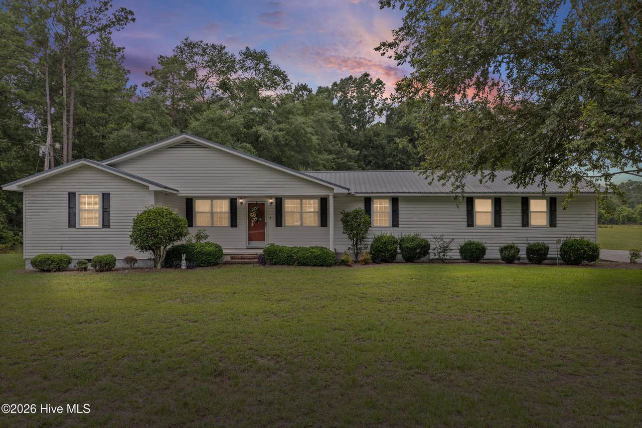 121 Terri Drive - Photo 1