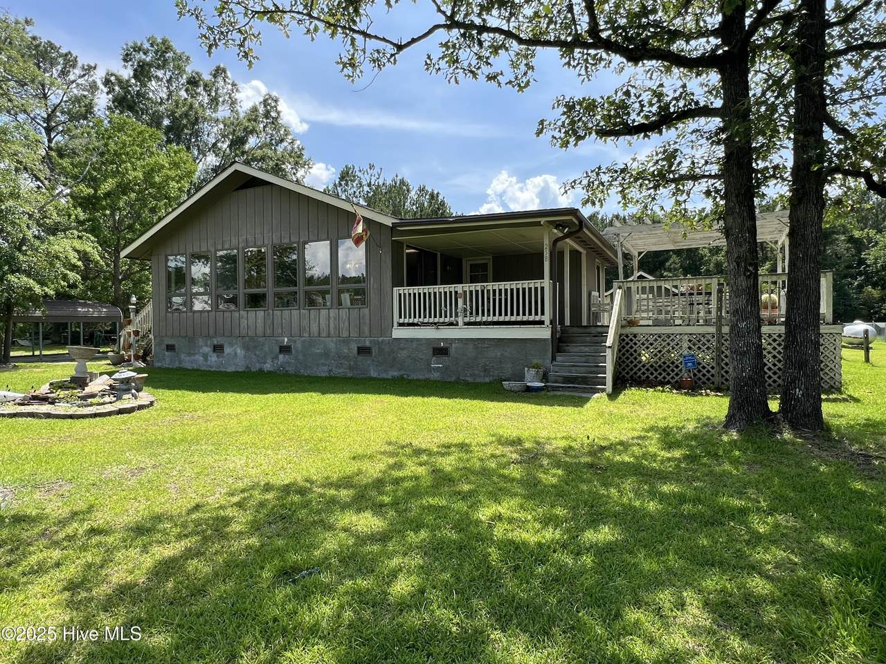 258 Hideaway Road - Photo 1