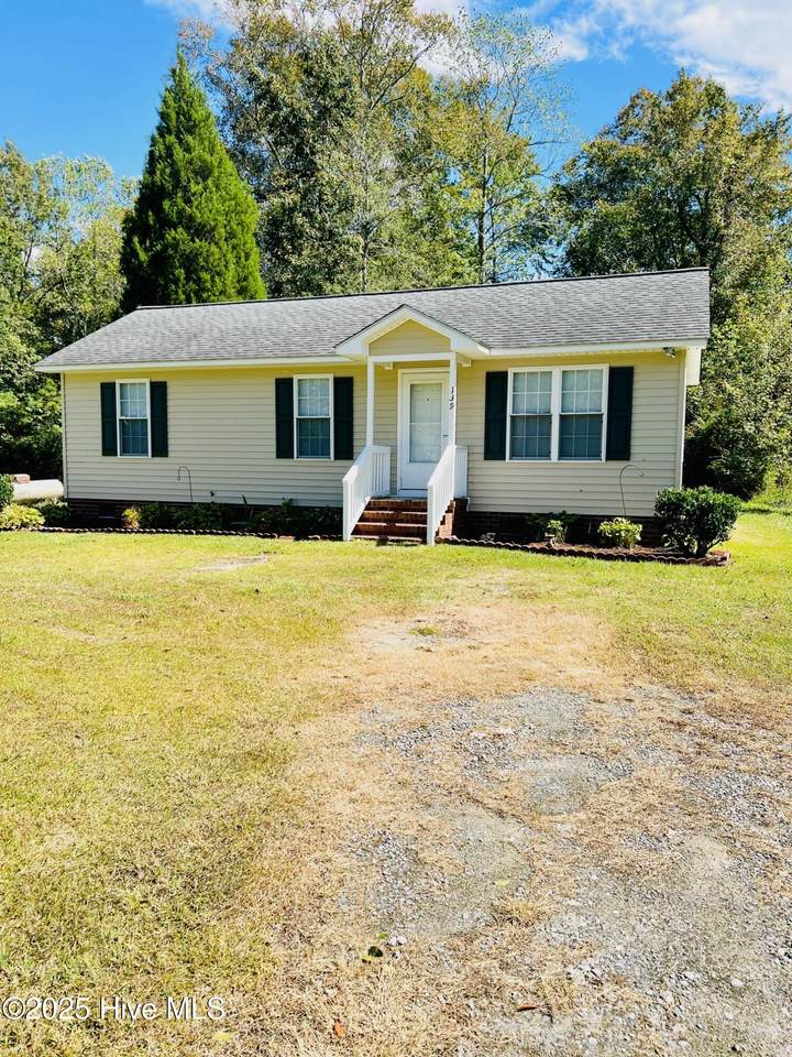 139 Slade Road - Photo 1