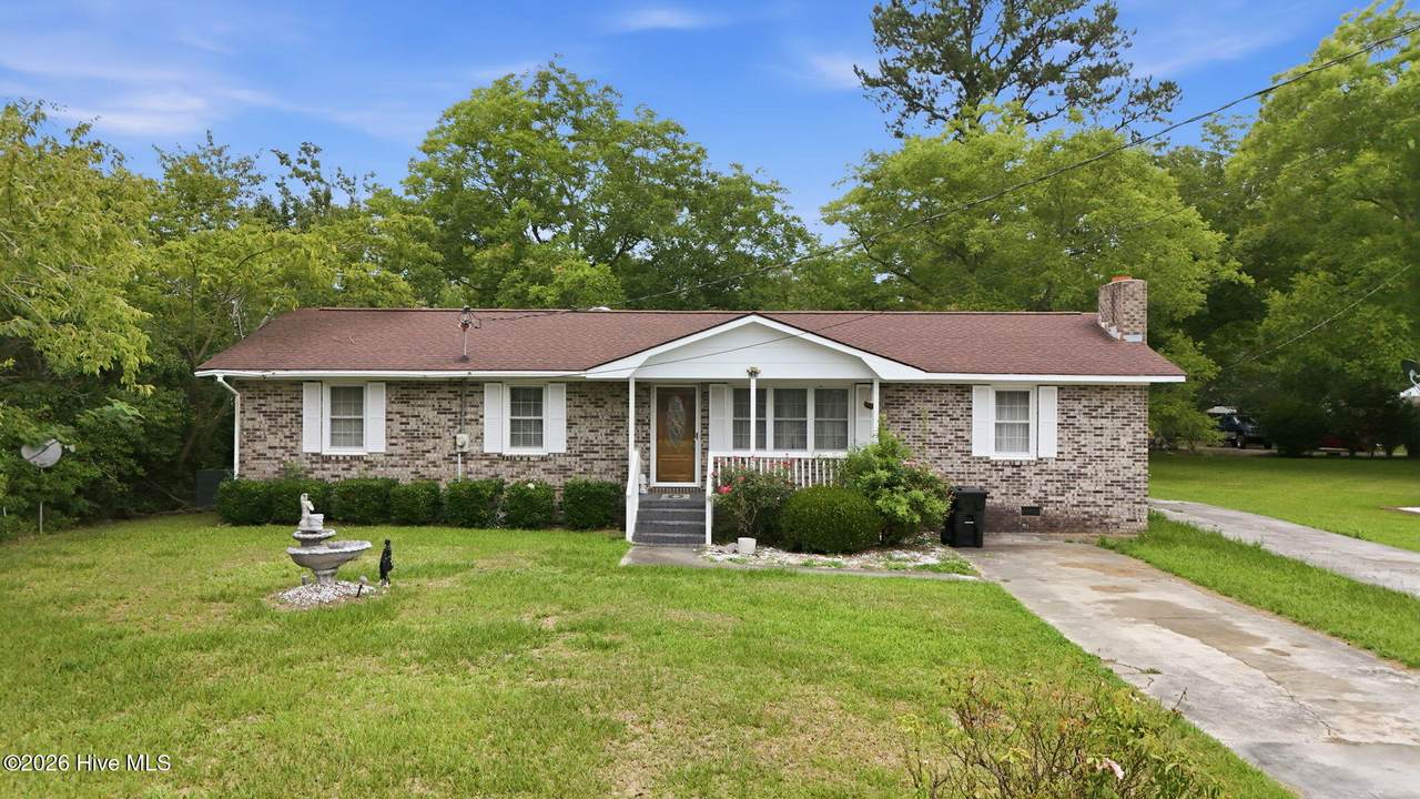114 Wilbur Street - Photo 1