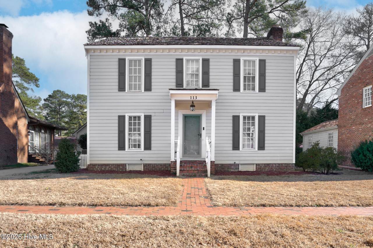 113 Salem Court - Photo 1
