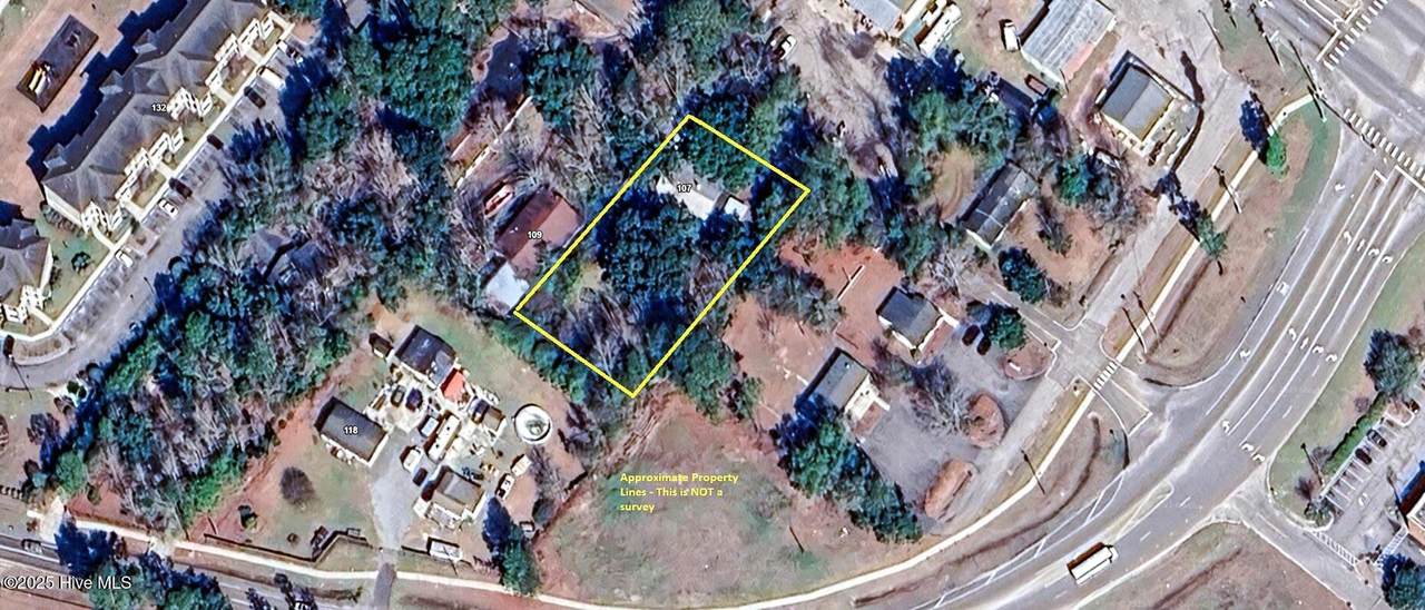 107 Woodburn Avenue - Photo 1