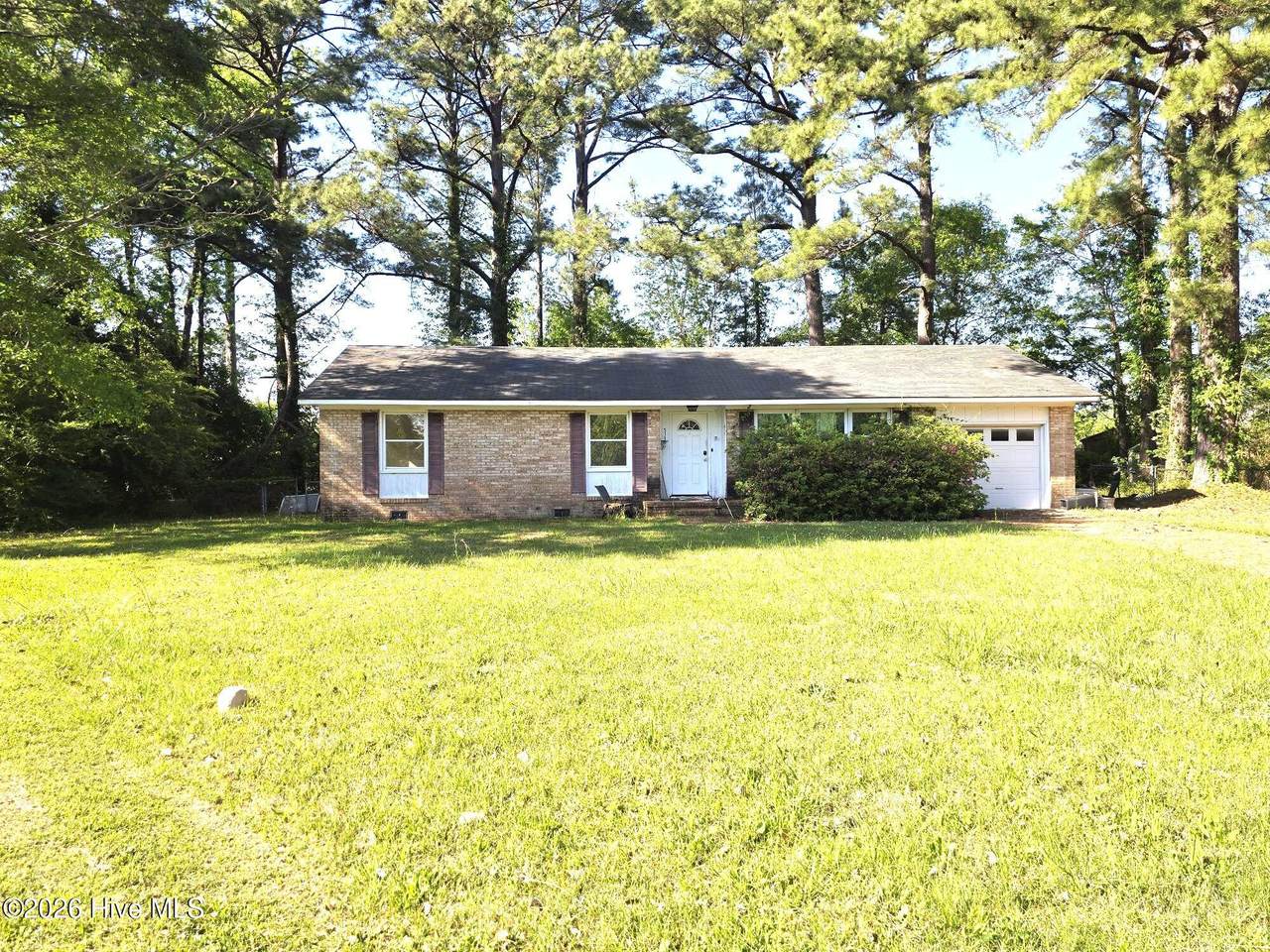 513 Birchwood Court - Photo 1