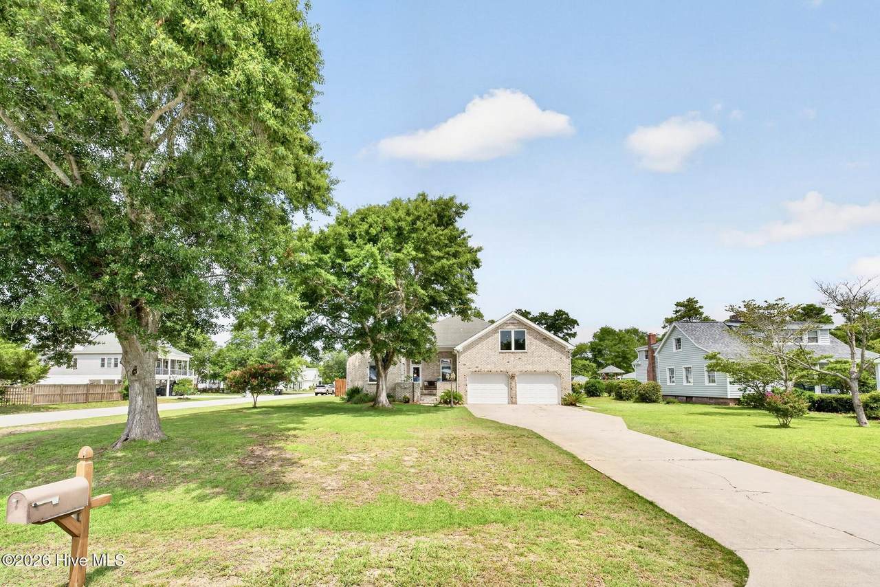 103 Inlet Court - Photo 1
