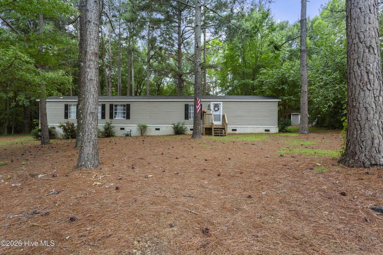 111 Meadow Lane - Photo 1