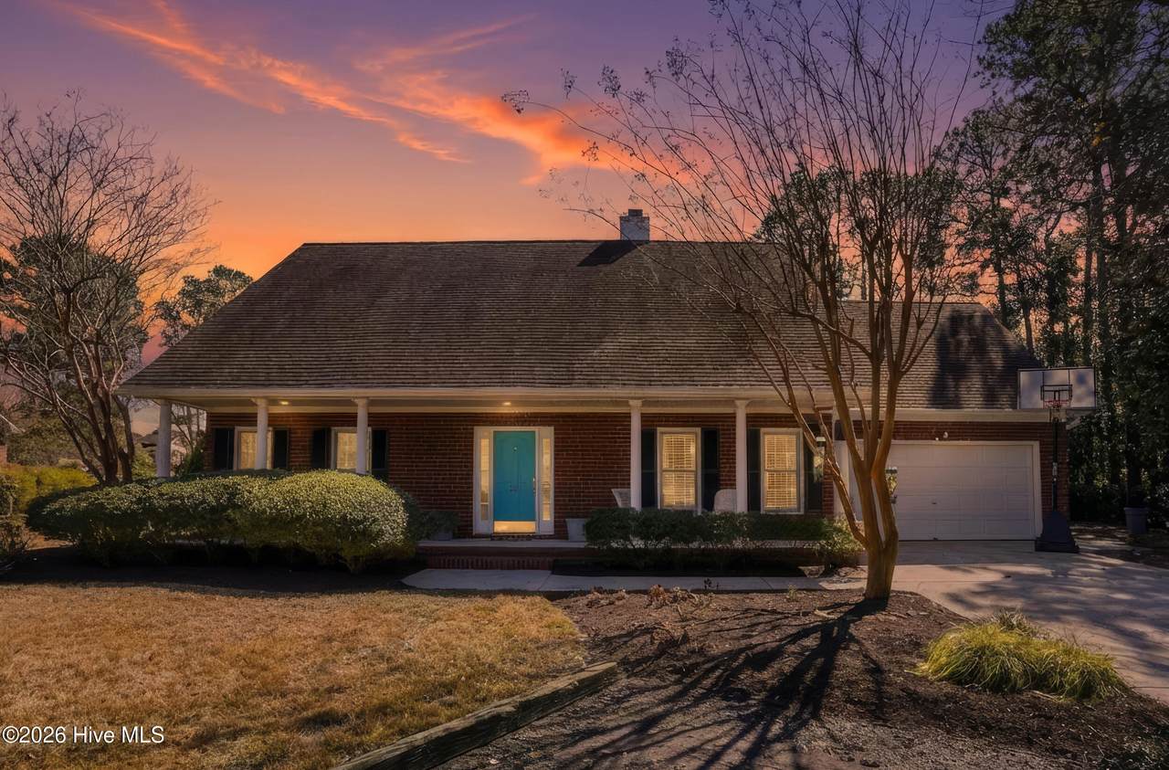 200 Greenwich Lane - Photo 1