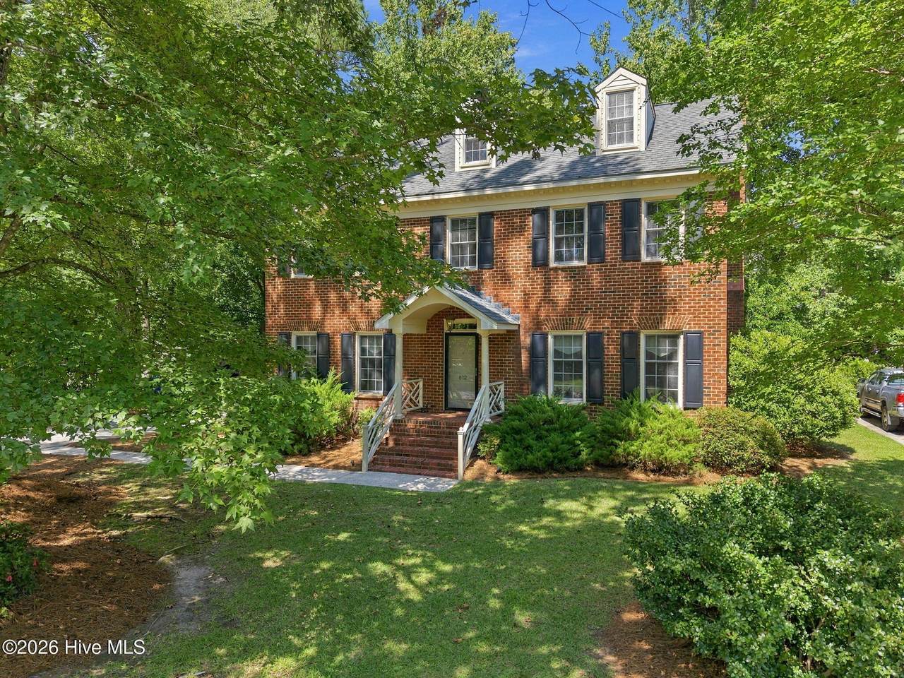 602 Kempton Drive - Photo 1