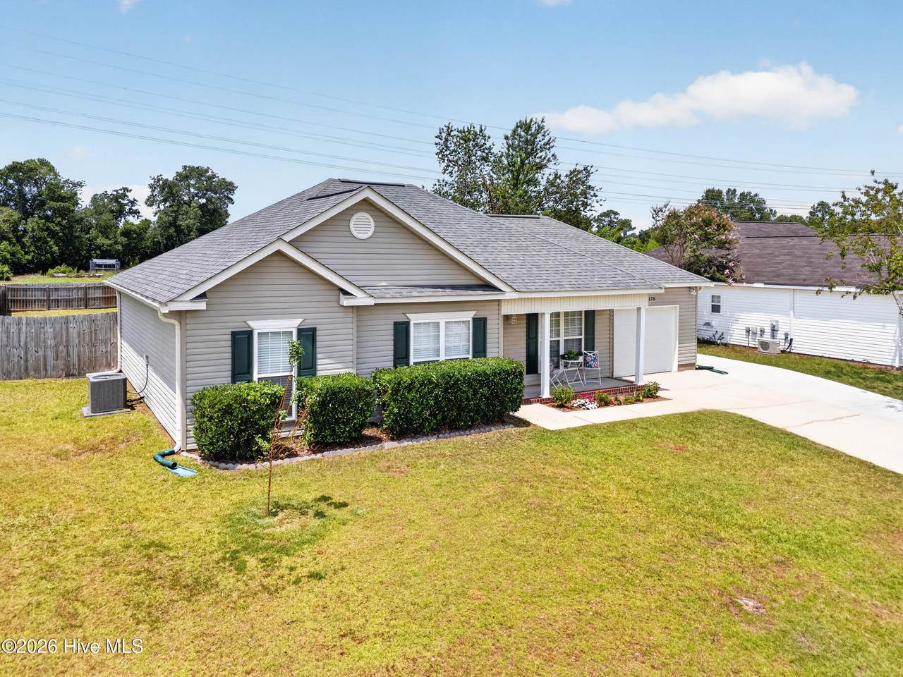 175 Sandlewood Way - Photo 1