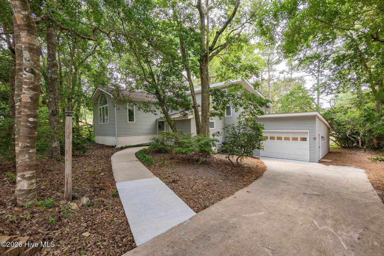 121 White Ash Drive - Photo 1