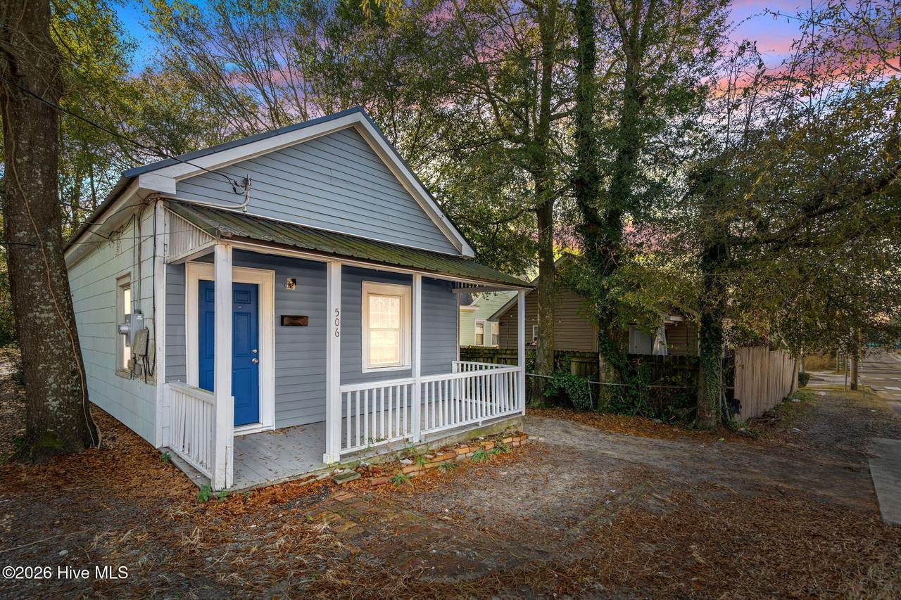 506 Wooster Street - Photo 1
