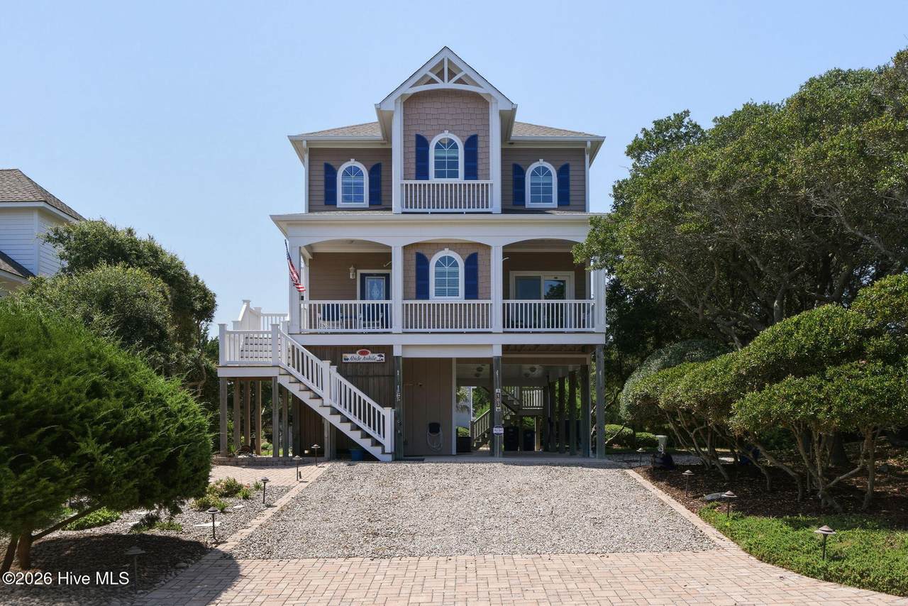 103 Elizabeth Street - Photo 1