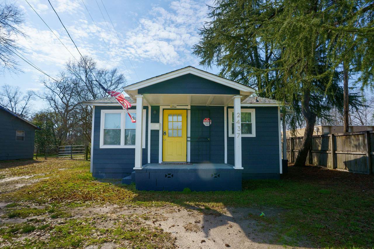 2437 Mike Padgett Highway - Photo 1