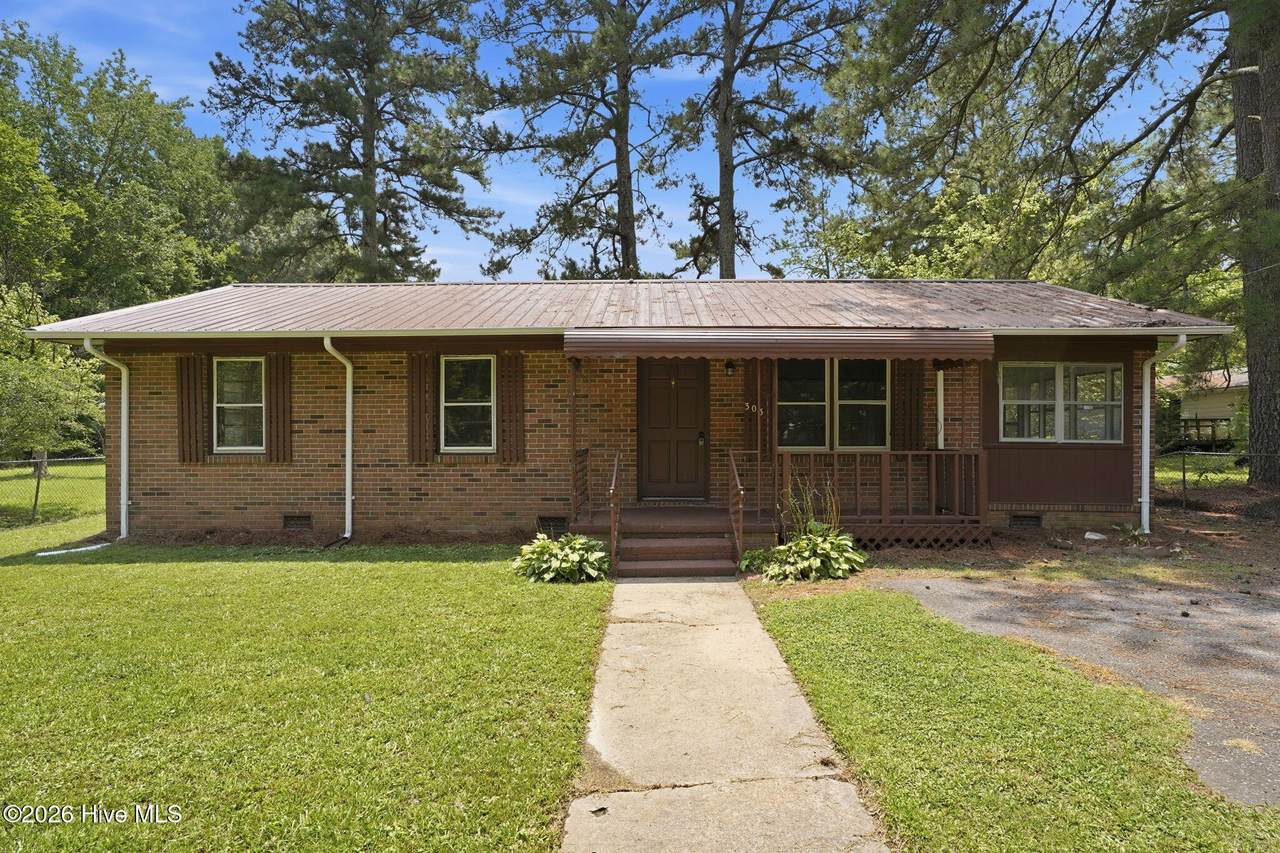 303 Ramsey Lane - Photo 1