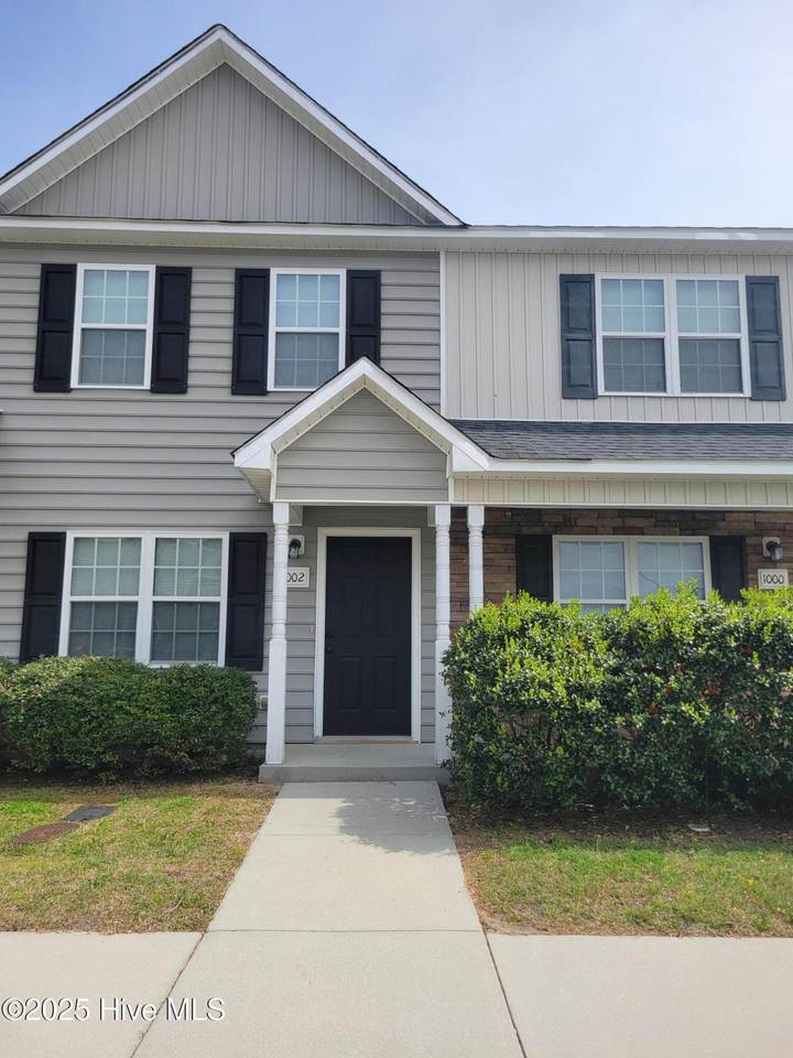 1002 Ornate Drive - Photo 1