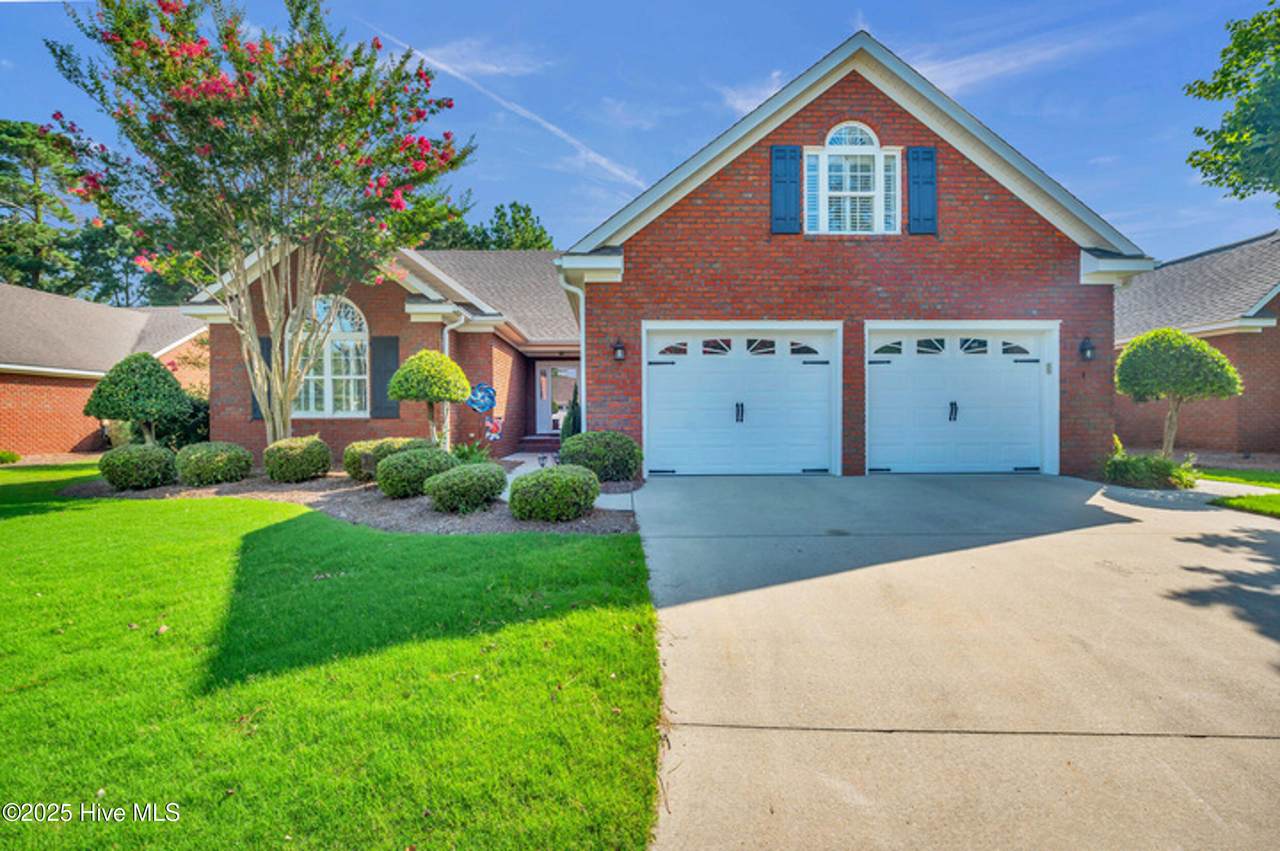 129 Candlewood Drive - Photo 1