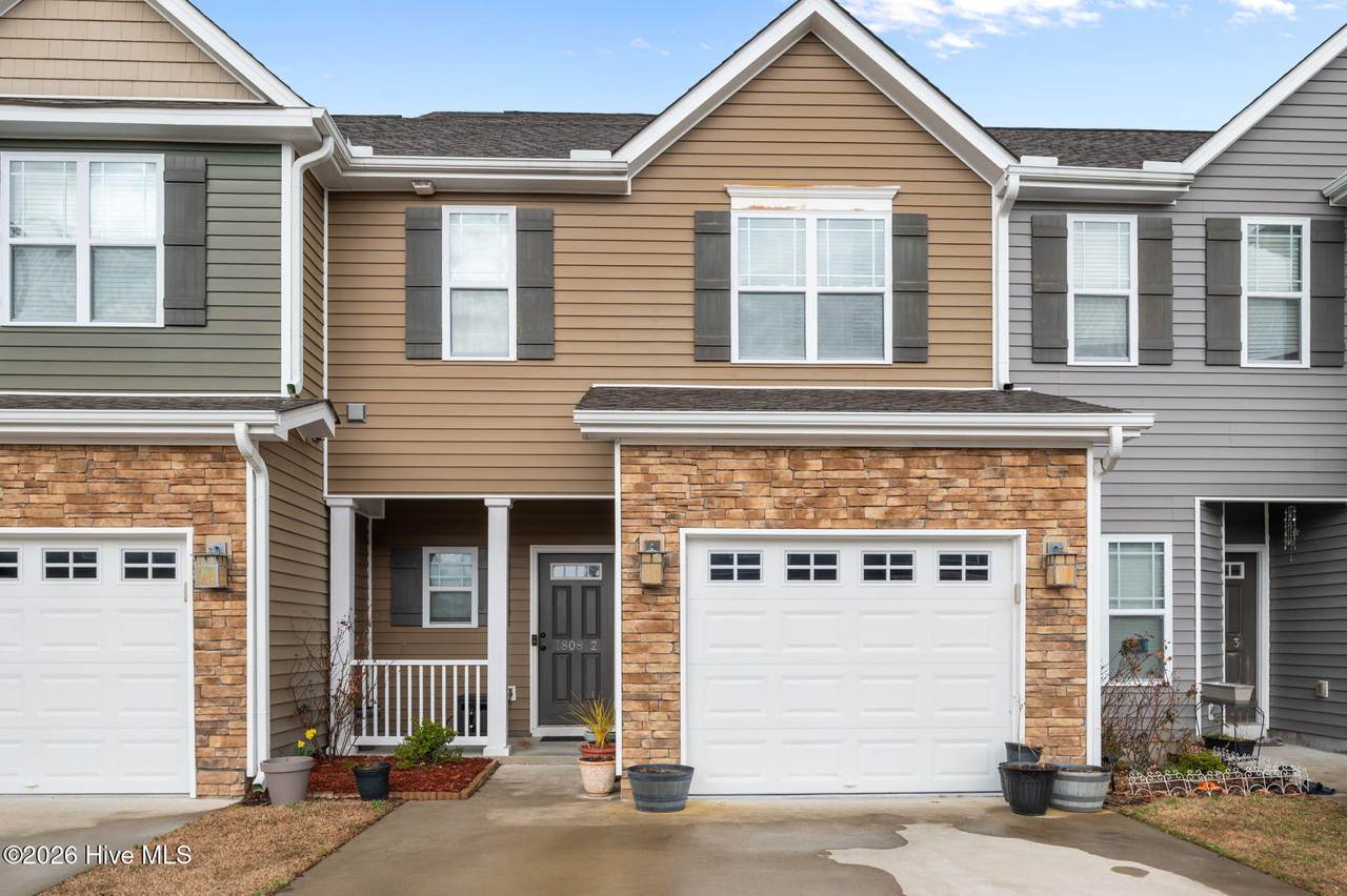 1808 Fox Den Way - Photo 1