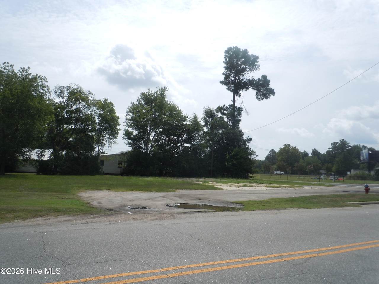 915 Hickman Road - Photo 1
