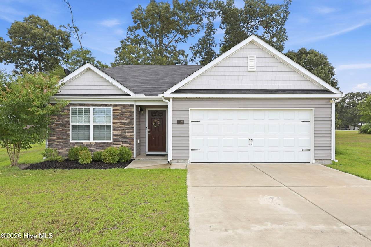 102 Jessica Court - Photo 1